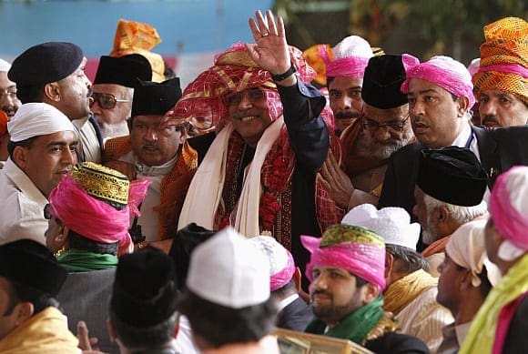 Asif Ali Zardari at the Ajmer Sharif Dargah