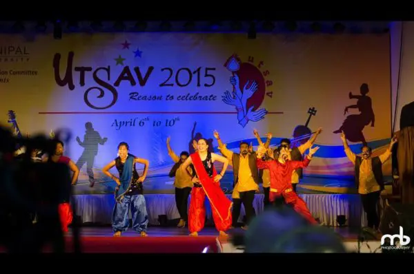 A dazzling beginning to the UTSAV 2015 competitions at Manipal University. Here faculty from Melaka Manipal Medical College perform on stage!