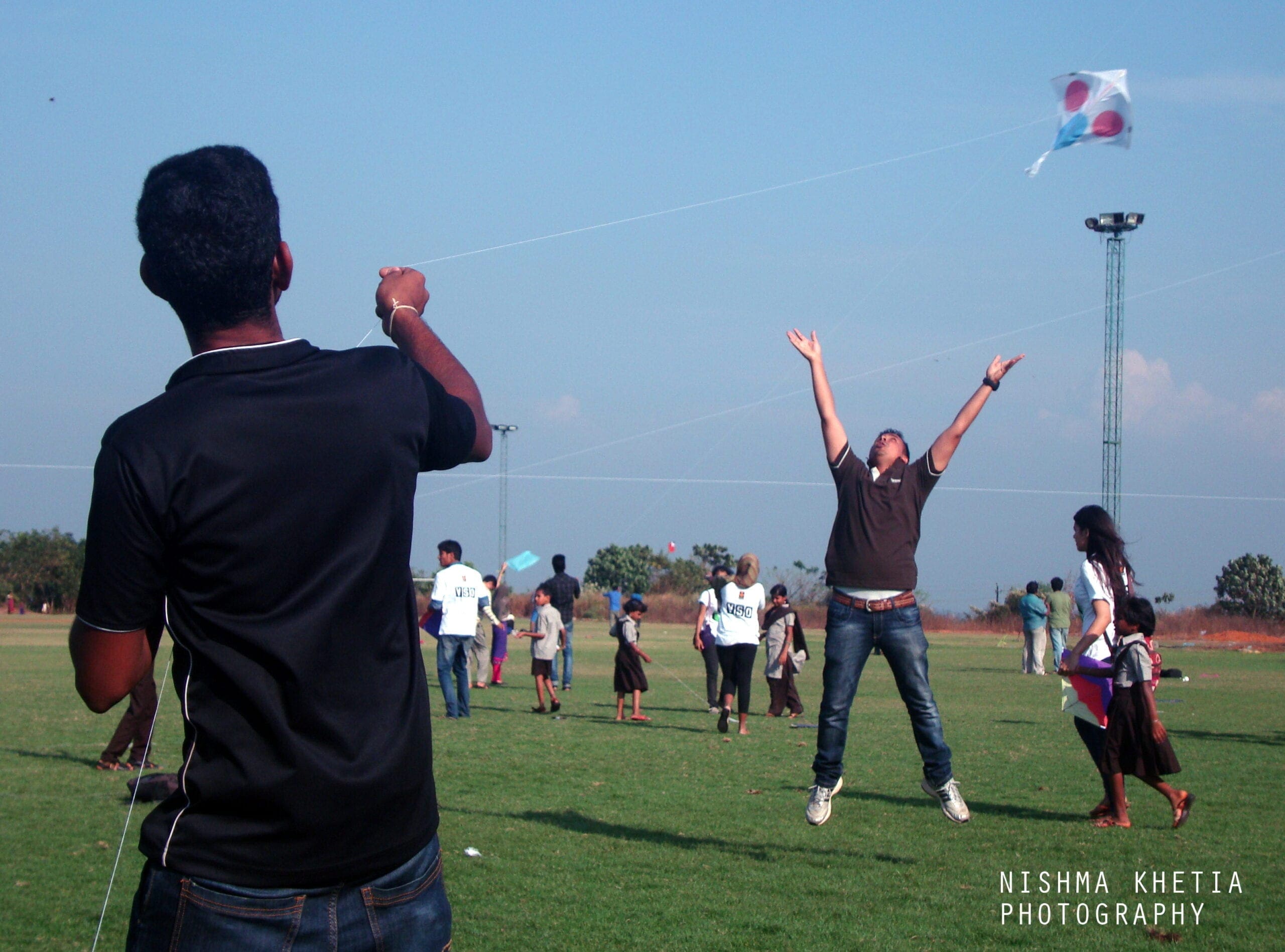 Kite flying at tarang 2015 manipal